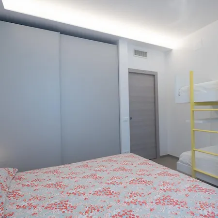 167 - Bellissimo Bilocale Al Primo Piano In Centro A Marcelli, A 50 Mt Dal Mare - Inclusa Nel Prezzo Apartment *
